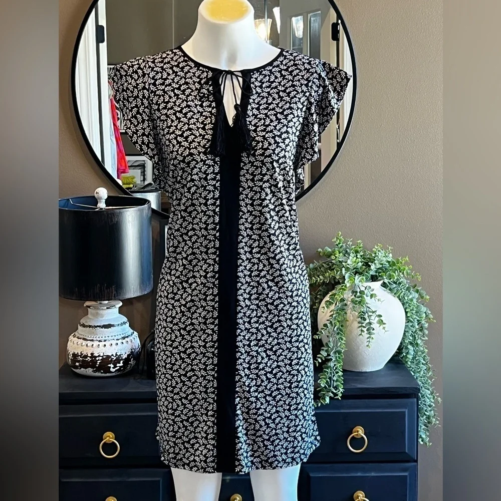 MICHAEL KORS Black & White Print Stretch Dress Size Medium